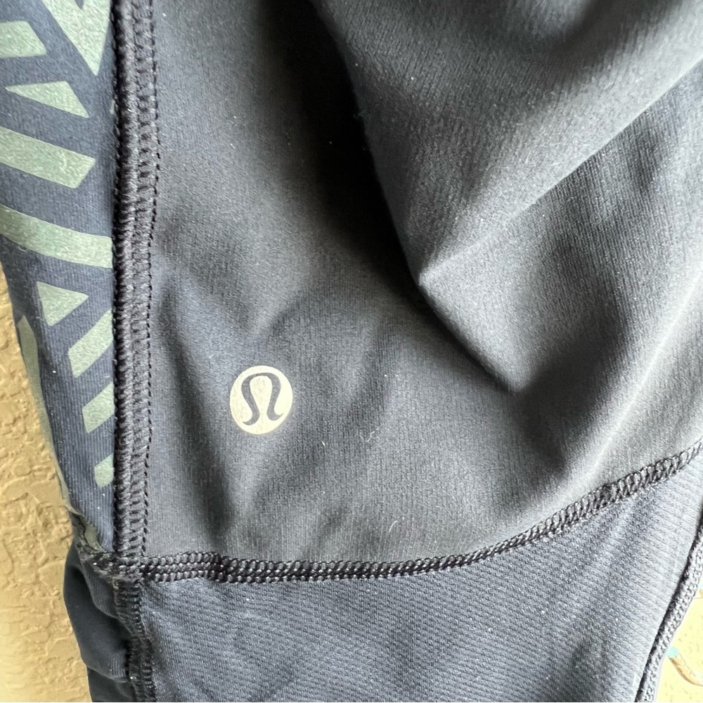 Lululemon Inkwell Stash It Crop Athletic Legging Pant - Picture 7 of 10